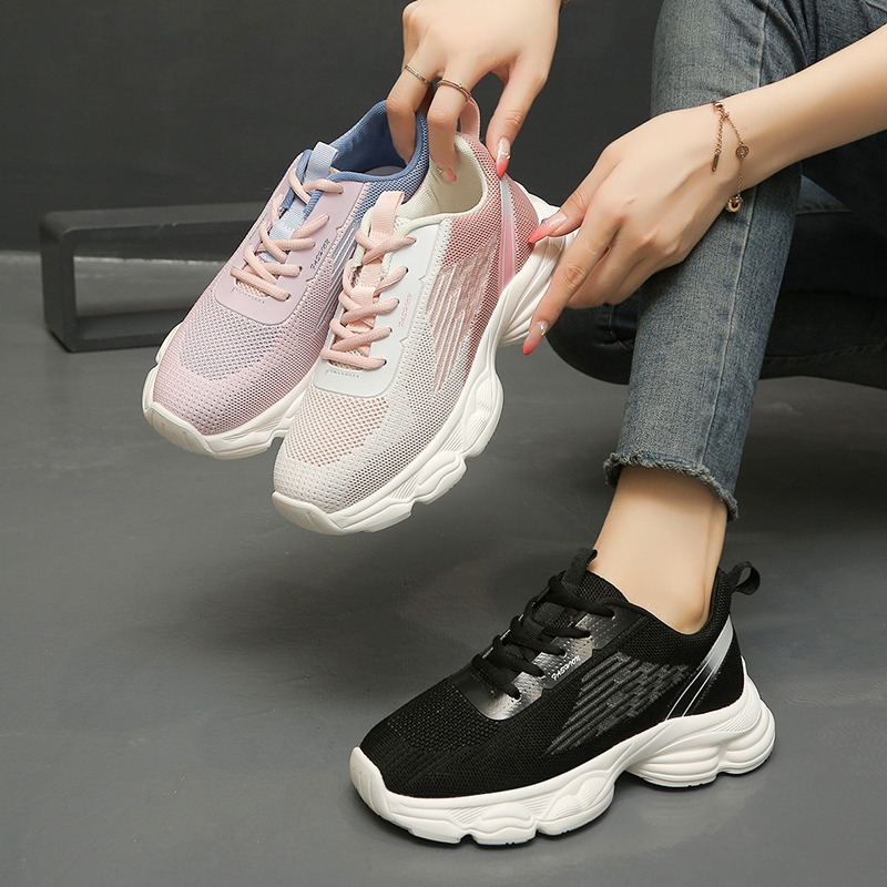 세련된 그라데이션 색상 디자인의 여성용 스니커즈, 통기 - Knit Fabric Lace Up Sneakers 리뷰 및 가격