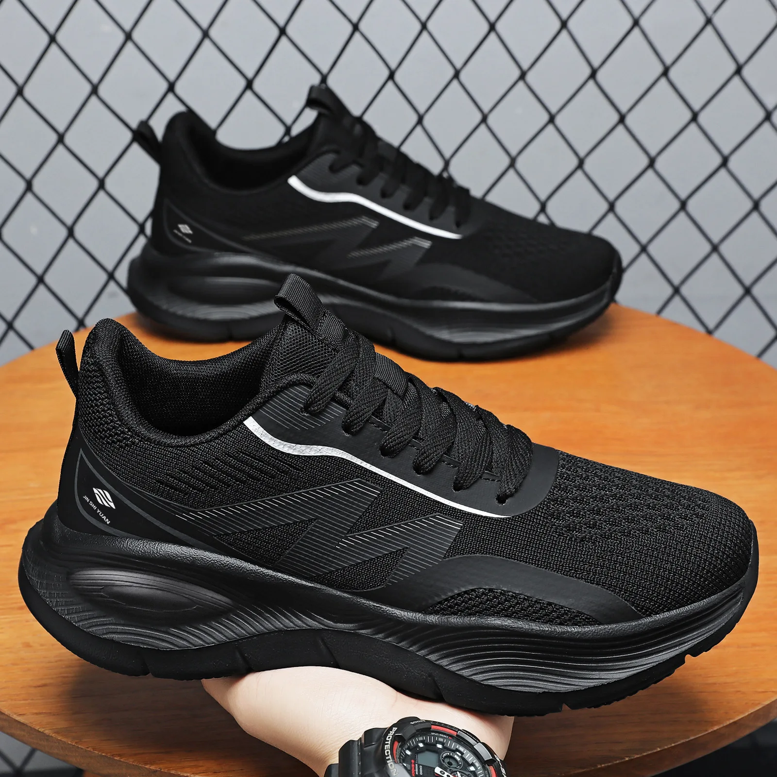 남성용 메시 소재 러닝 스니커즈, 가벼운 무게, 통기성 - Shock Absorbing Gym Trainers 리뷰 및 가격